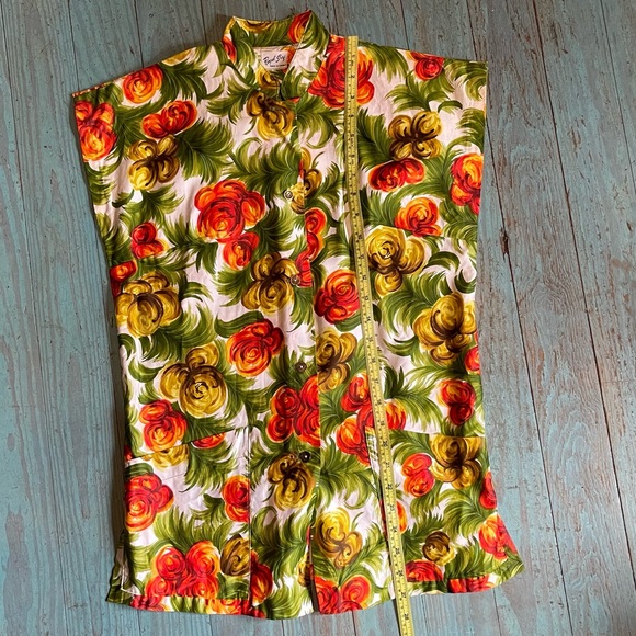 Vintage woman’s Hawaiian shirt S - Picture 5 of 5